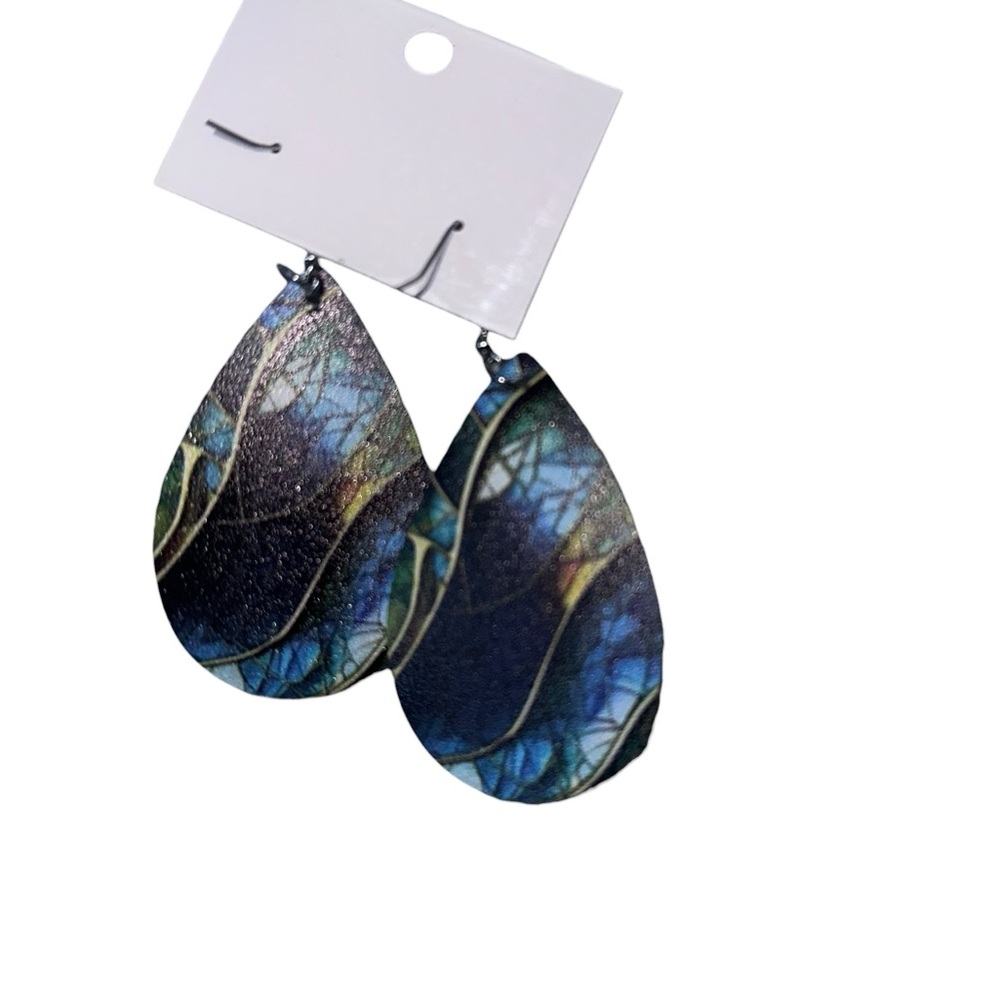 NWT Bluish/Green Lightweight Teardrop Earrings - Picture 3 of 3